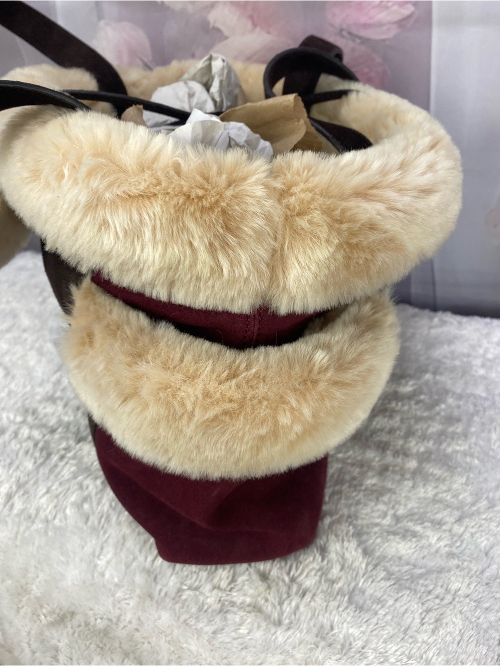 Plush Faux Fur Trim Suede Tote Bag - Brown & Burgundy - Picture 2 of 4